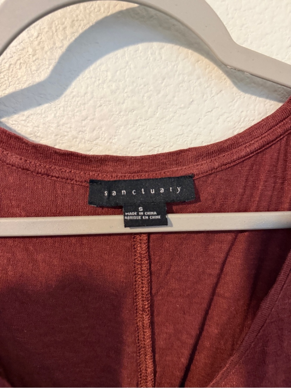Sanctuary Sleeveless Scoop Neck Tank in Rust Red 100% Linen - Picture 2 of 5